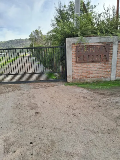 Se Vende Terreno En Condominio, Localidad De Sta Elena Sur