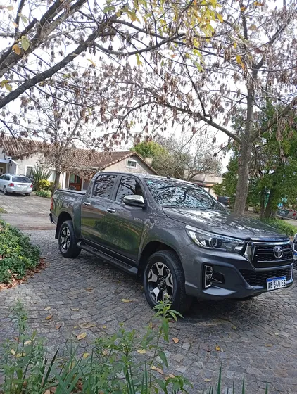 Toyota Hilux 2.8 Cd Srx 177cv 4x4 At