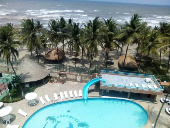 Century   21 Alquila Apartamento, Frente Al Mar , Uno De Los Mejores Complejo De La Zona