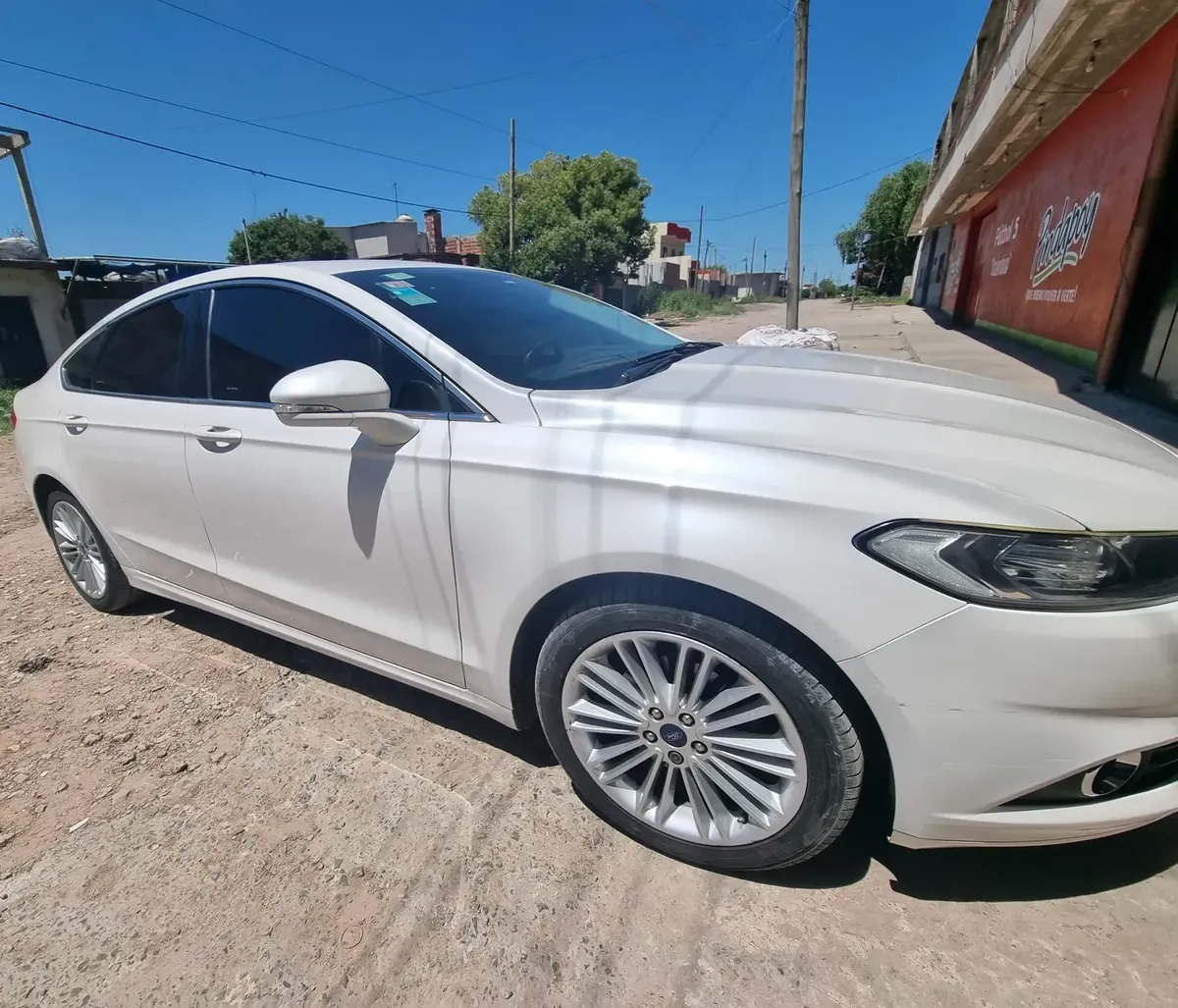 Ford Mondeo SE