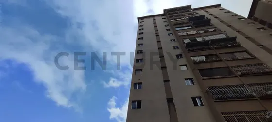 Apartamento En Venta En San Antonio De Los Altos, Avenida Perimetral