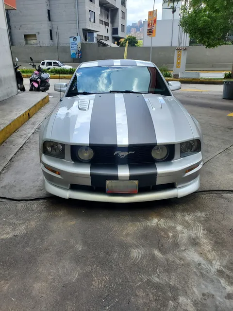 Ford Mustang 5.0