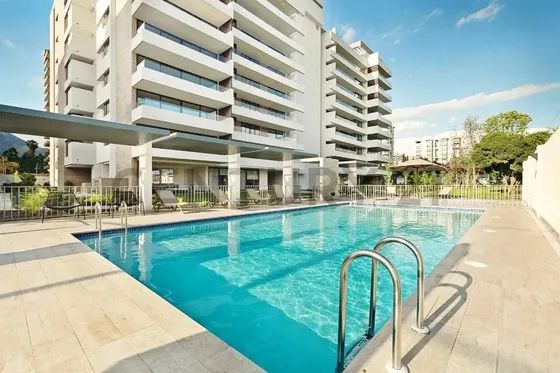 Departamento En Venta G. Alderete/ Pdte Riesco Las Condes