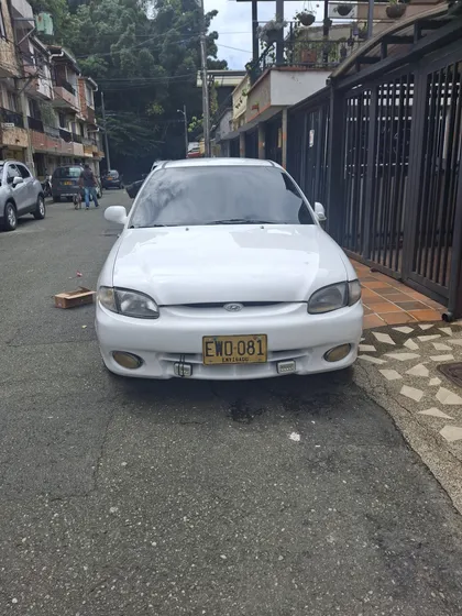 Hyundai Accent 1.5 Gls 5 P