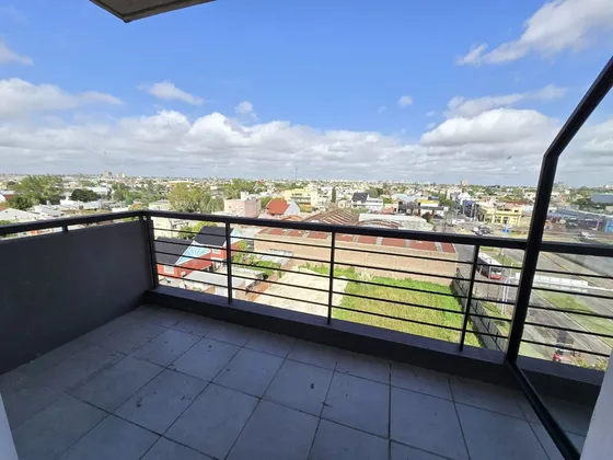 Monoambiente En Venta En Avellaneda Balcón Piscina