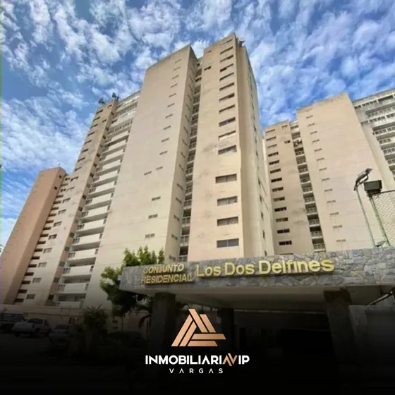 Grupo Inmobiliaria Vip Te Ofrece Espectacular Apartamento Venta Ubicado En Catia La Mar Playa Grande- Estado La Guaira. Ref 006  - A02