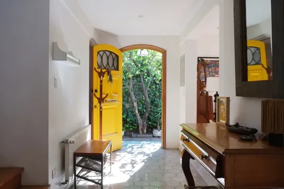 Casa De 1940 Enteramente Remodelada