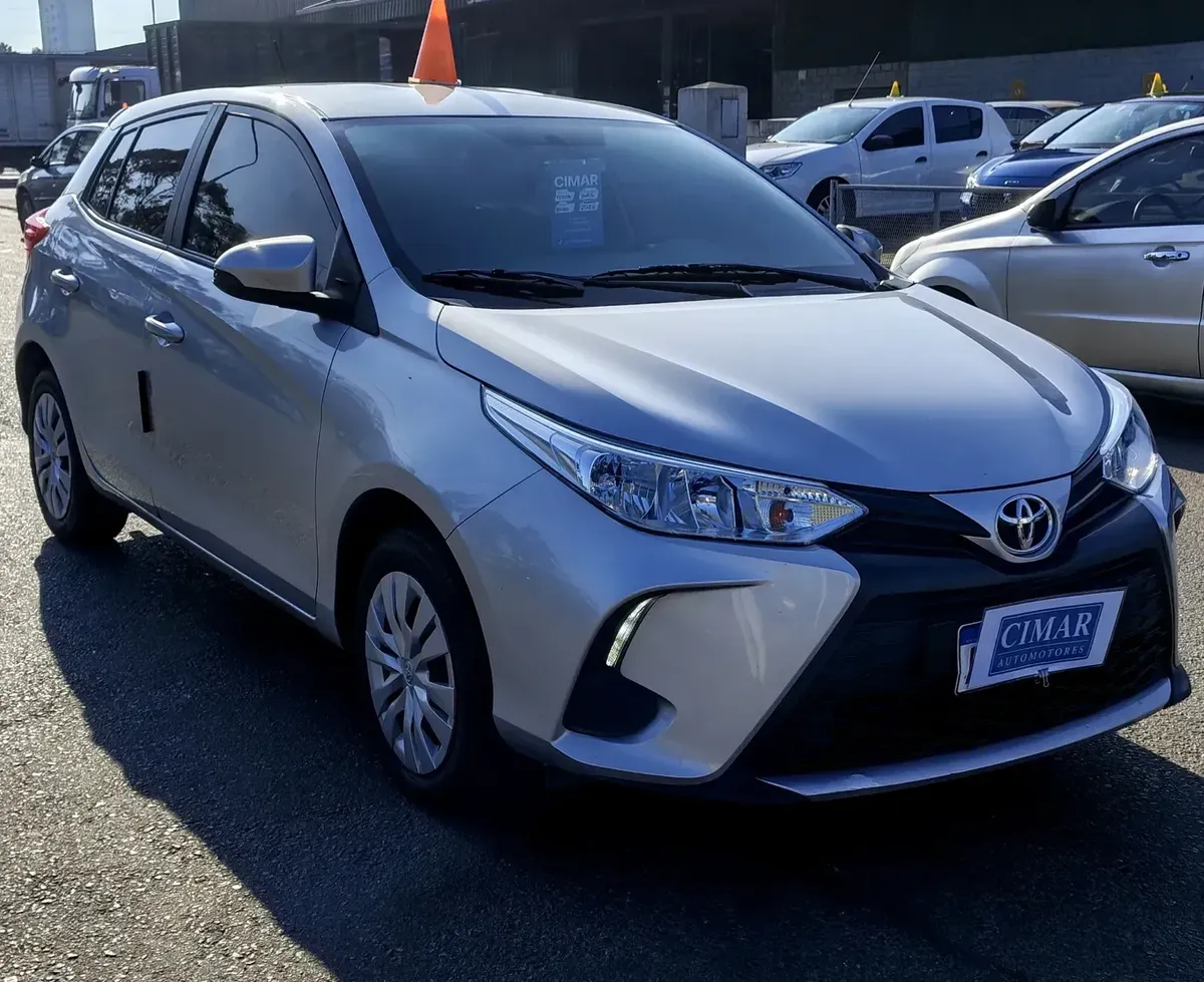 Toyota Yaris 1.5 107cv Xs