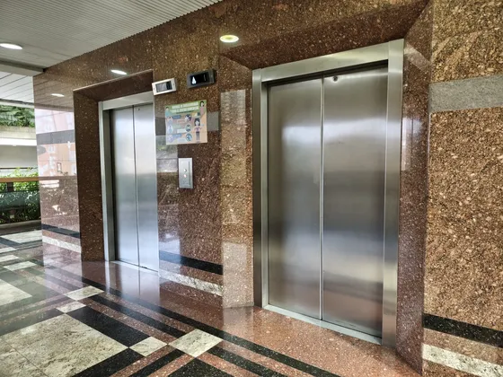 Vendo Bella Y Moderna Oficina En Manzanares #27-2722 Lisbet Seijas
