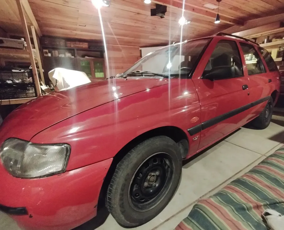 Ford Escort 1.8 Clx Rural