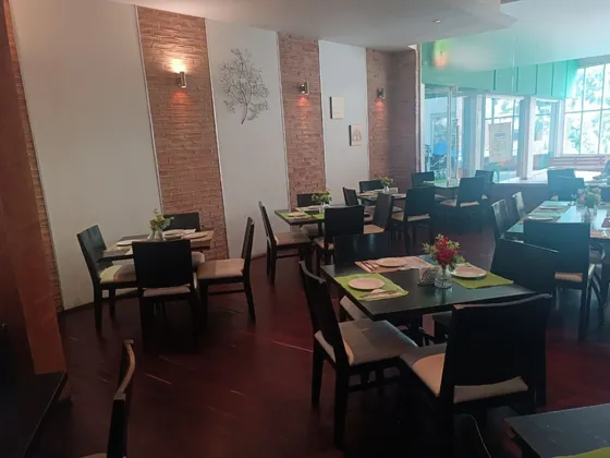 Se Ofrece Para La Venta Fondo De Comercio Ubicado En Alto Prado. Jl