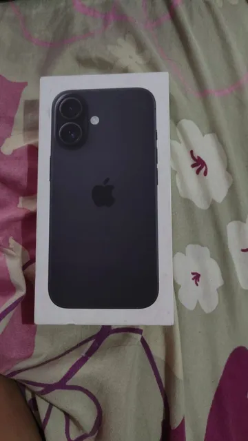 iPhone 16 