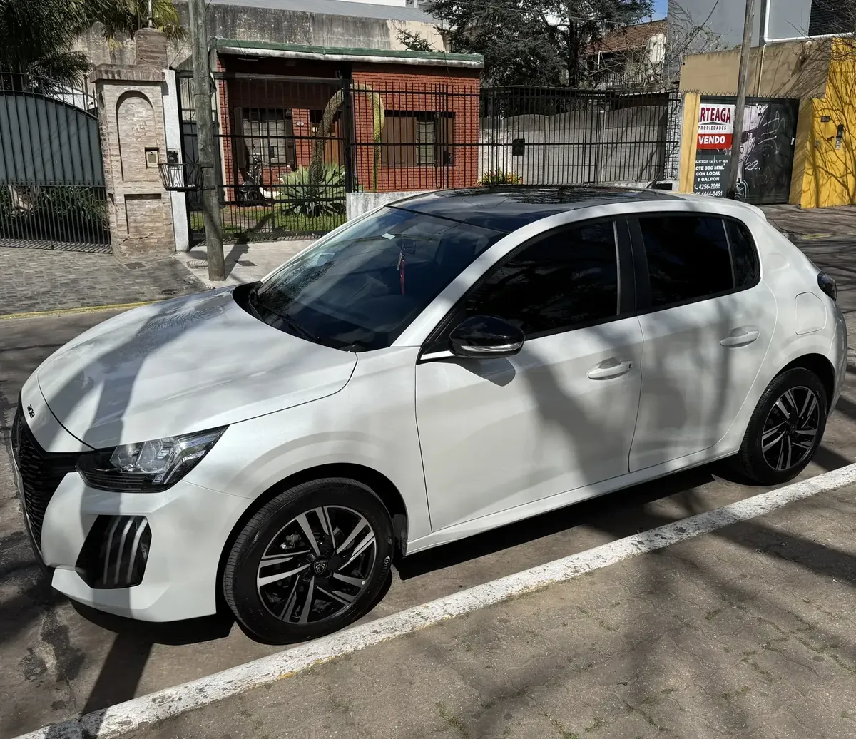 Peugeot 208 1.6 Allure Pack