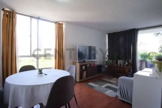 Venta Depto. Sector Residencial En Macul
