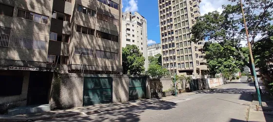 Se Alquila Apartamento En La Florida Lmm 
