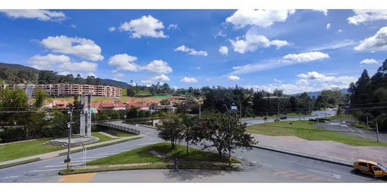 Apartamento En El Retiro