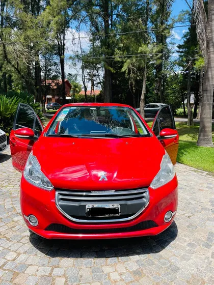 Peugeot 208 1.5 Allure Touchscreen