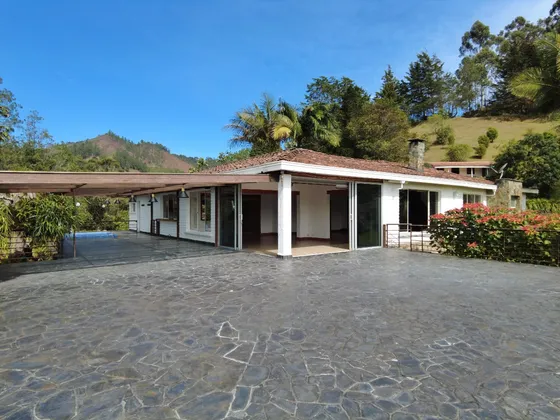 Finca En Venta, Vereda La Lorena, El Retiro