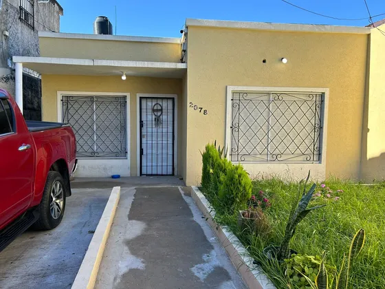 Casa En Alquiler En Bernal Oeste