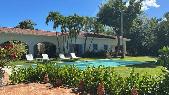 Casa De Campo En Punta Minitas, Villa De 5 Habitaciones