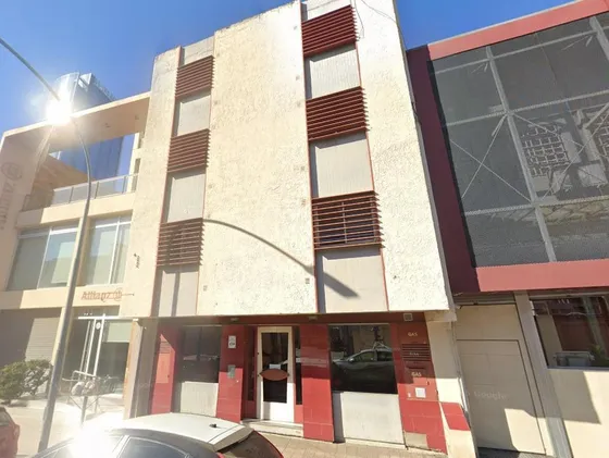 Departamento 1dorm, 3 Cuadras De Plaza Colón - Bº Centro