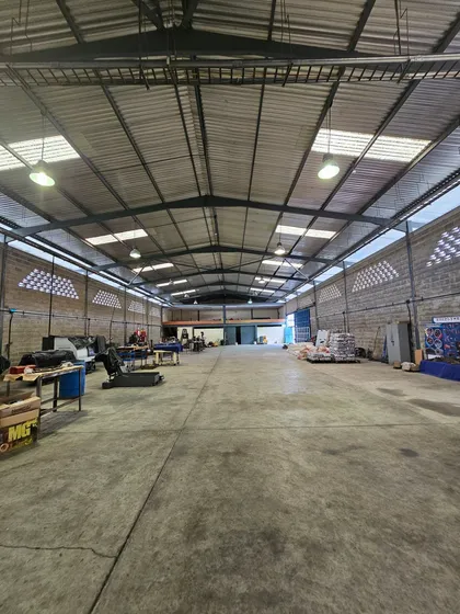 Se Vende Galpón En Los Guayos De 1000m De Data Nueva Socc