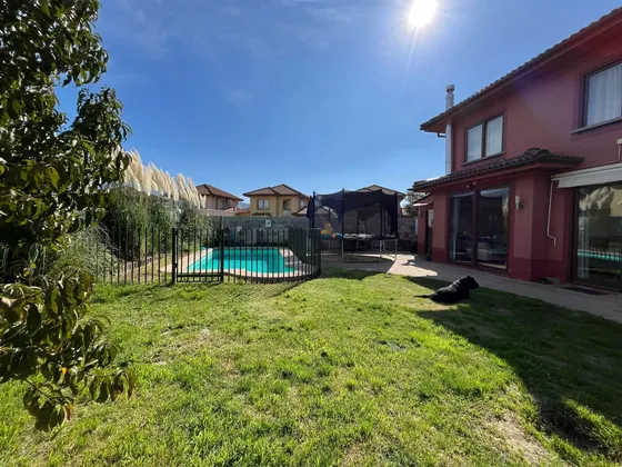 Hermosa Casa Con Gran Patio Isla De Maipo
