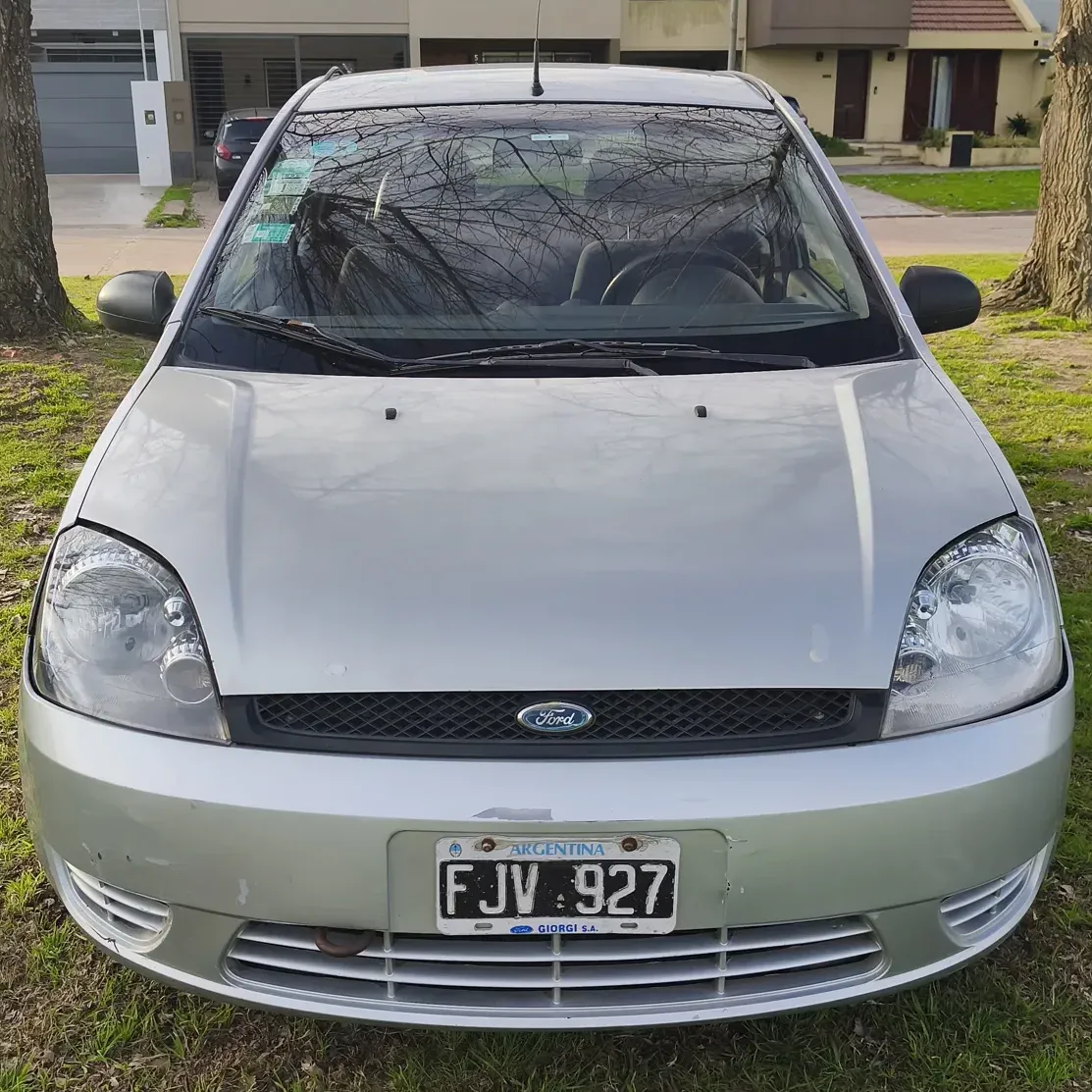 Ford Fiesta 1.6 Ambien. Plus GNC