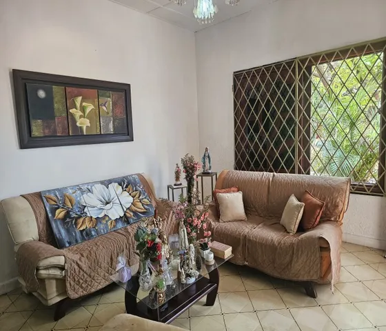 Se-vende-casa-independiente-3-habitaciones-barrio-chiquinquirá-barranquilla