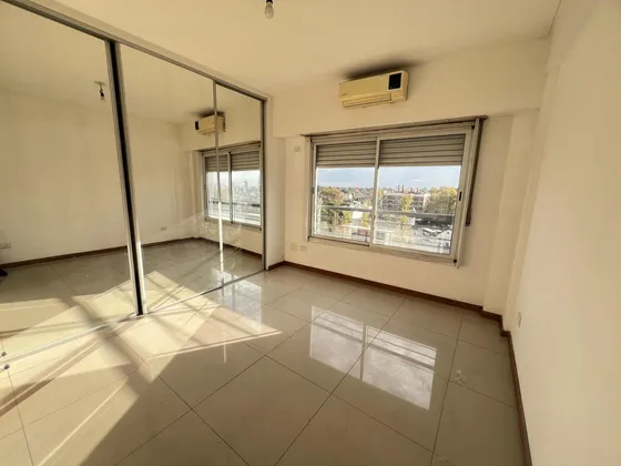 Departamento En  Alquiler Banfield