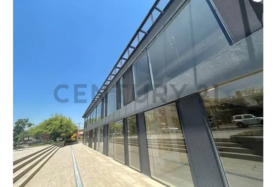 Arriendo Local Comercial Strip Center Vitacura