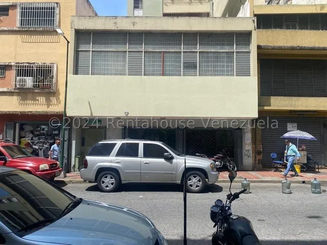Jg Cod Flex 24-2665 Se Alquila Estupendo Y Espacioso Local A Pie De Calle En La Candelaria De 596 Mts Negociable