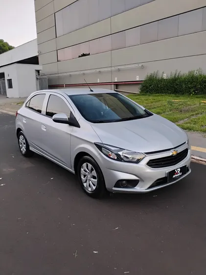 Chevrolet Onix 1.0 Lt 5p