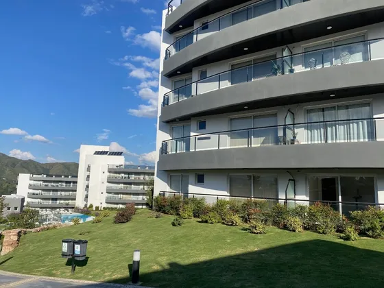 Veneto Village Un Lujo En Villa Parque Siquiman