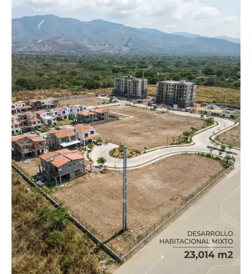 Se Vende Excelente Terreno En Variante Hacia San Diego