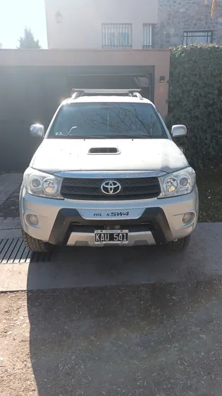 Toyota Sw4 3.0 Srv Cuero I 171cv 4x4