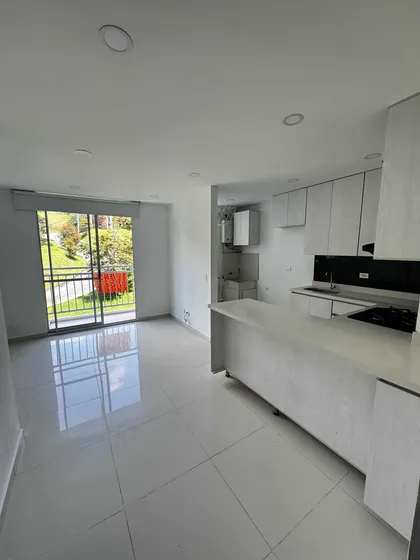 Apartamento En Rionegro Ant, Horizontes De La Católica 2