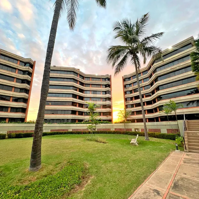 Alquiler En Lechería Apartamento Con Vista Piscina Y Muelle Privado- Conjunto Residencial Las Canoas