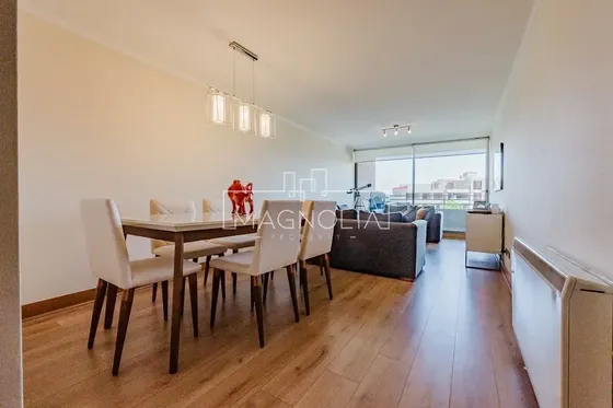 Departamento En Venta De 4 Dorm. En Lo Barnechea