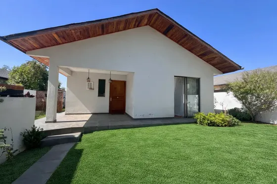 Casa En Condominio, Ubicación Central De Isla De Maipo