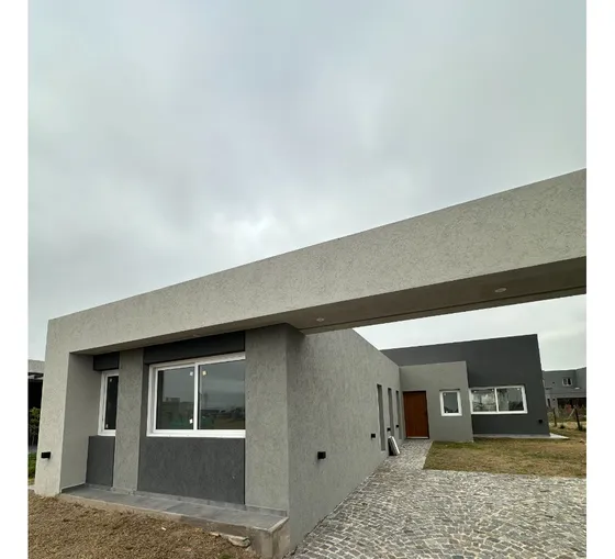 Vendo Casa En Barrio San Felipe Canning