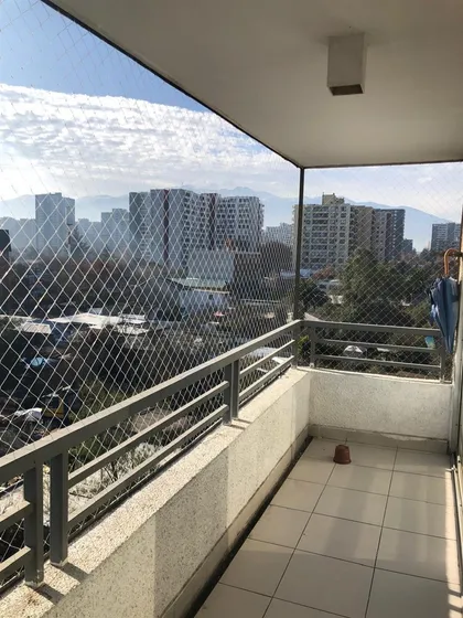 Departamento En Arriendo De 3 Dorm. En San Miguel-metro Niño