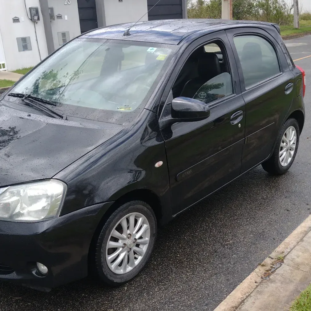 TOYOTA ETIOS 2014 1.3 16V FLEX 4P MANUAL