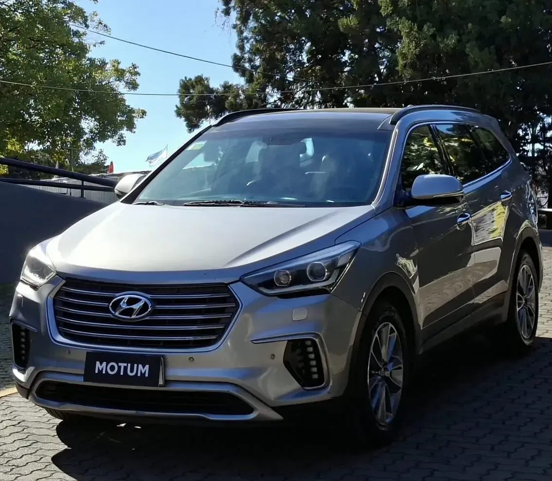 Hyundai Grand Santa Fe 4WD 3.3L 2017 Motum