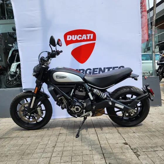 Ducati Scrambler Icon Dark Stealth 2022
