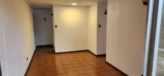 Departamento En Arriendo De 3 Dorm. Estacionamiento. Ñuñoa