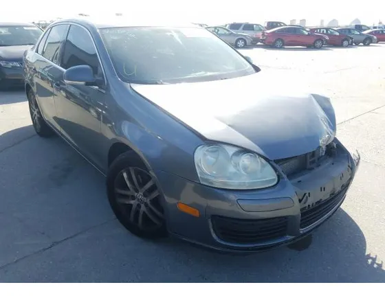 Volkswagen Jetta 2006 Se Vende Solamente En Partes
