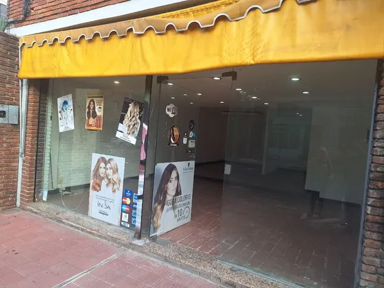 Venta Local Comercial Pocitos Nuevo Con Renta