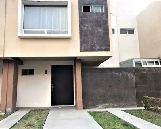 Renta Casa En Paseo Arboleda Toluca