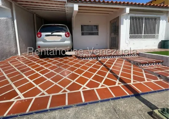 Zulay González Vende Casa En Zona Este Barquisimeto Conjunto Privado Exclusivo Mls 25-18866